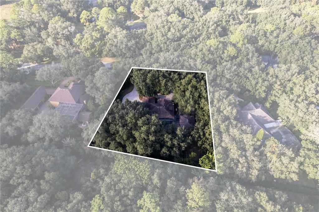 Active With Contract: $850,000 (4 beds, 3 baths, 2655 Square Feet)