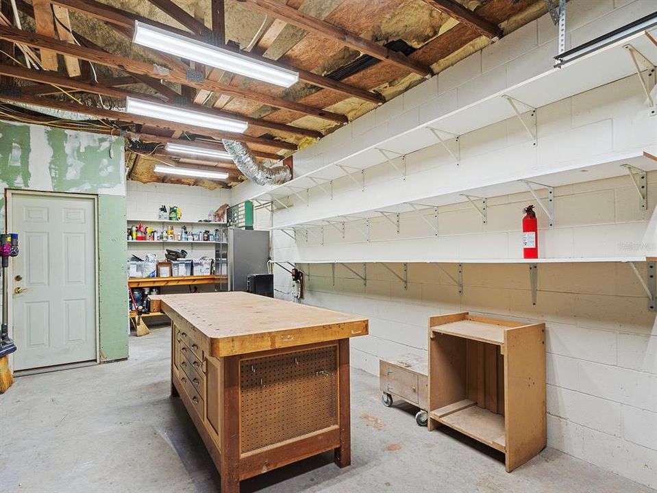 Active With Contract: $850,000 (4 beds, 3 baths, 2655 Square Feet)