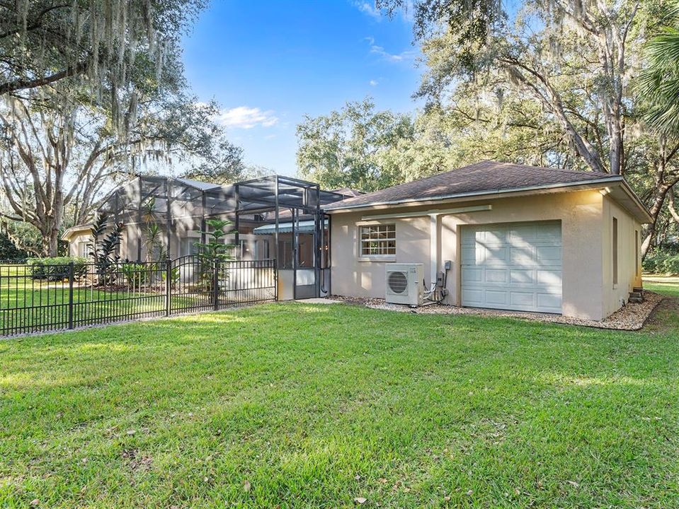 Active With Contract: $850,000 (4 beds, 3 baths, 2655 Square Feet)