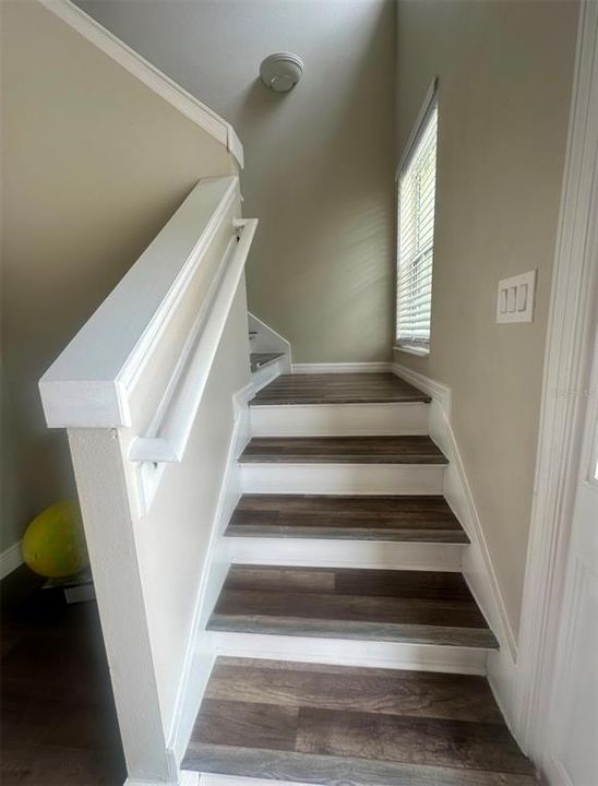 出租: $2,200 (3 贝兹, 2 浴室, 1643 平方英尺)