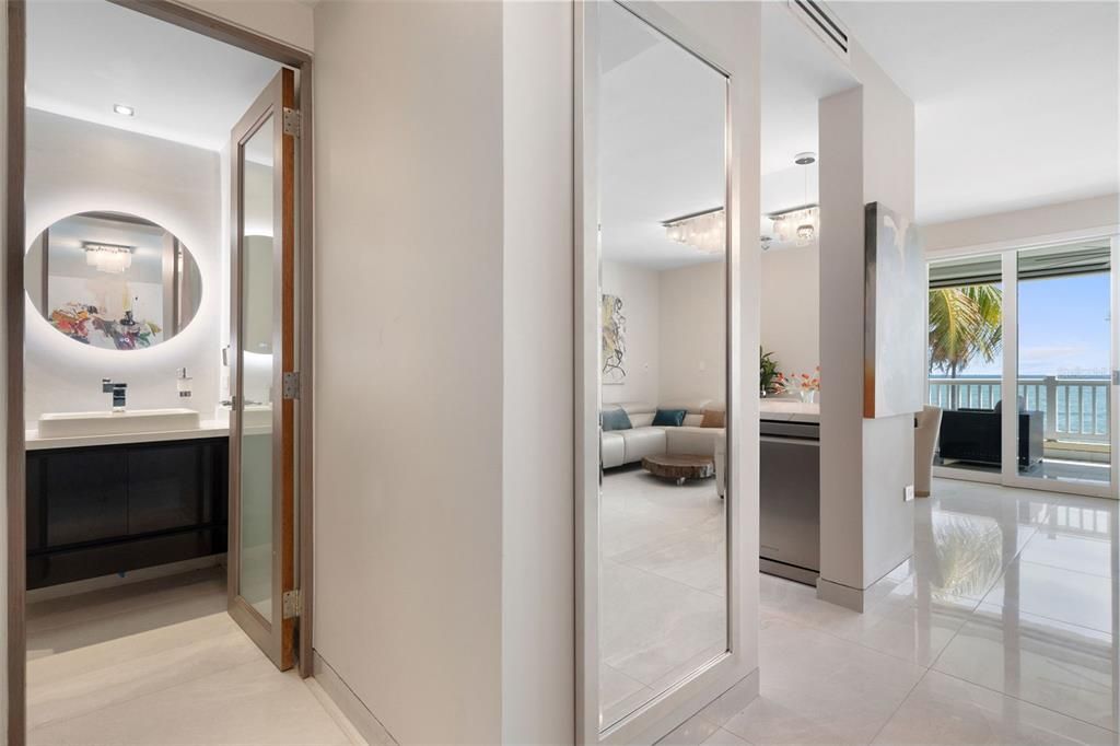 For Sale: $1,195,000 (2 beds, 2 baths, 1518 Square Feet)