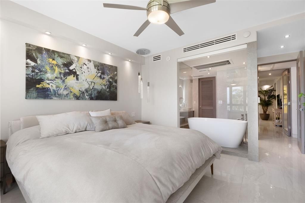 For Sale: $1,195,000 (2 beds, 2 baths, 1518 Square Feet)