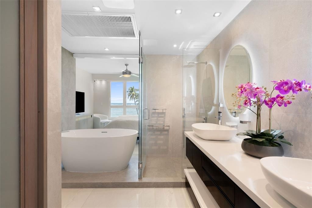 For Sale: $1,195,000 (2 beds, 2 baths, 1518 Square Feet)