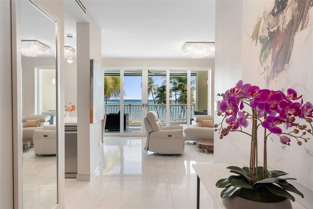 For Sale: $1,195,000 (2 beds, 2 baths, 1518 Square Feet)