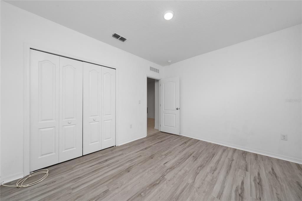 En Renta: $2,100 (4 camas, 2 baños, 1994 Pies cuadrados)