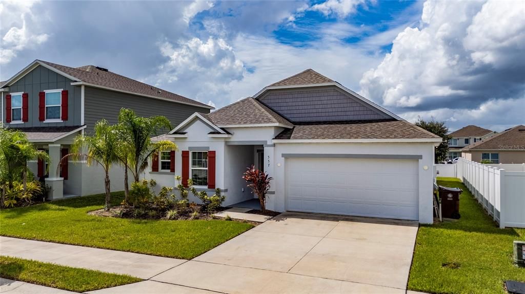 En Renta: $2,100 (4 camas, 2 baños, 1994 Pies cuadrados)