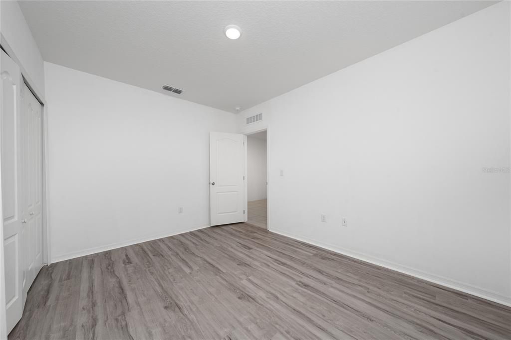 En Renta: $2,100 (4 camas, 2 baños, 1994 Pies cuadrados)