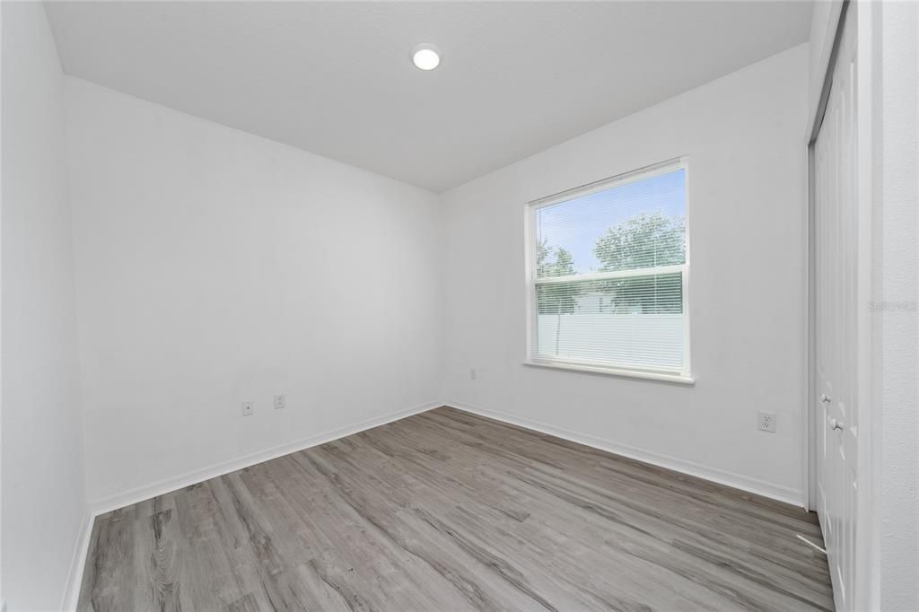 En Renta: $2,100 (4 camas, 2 baños, 1994 Pies cuadrados)