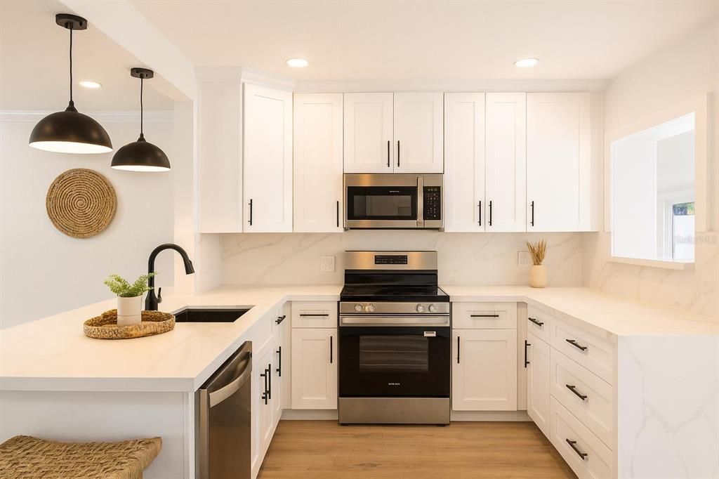 For Rent: $3,700 (3 beds, 2 baths, 1664 Square Feet)