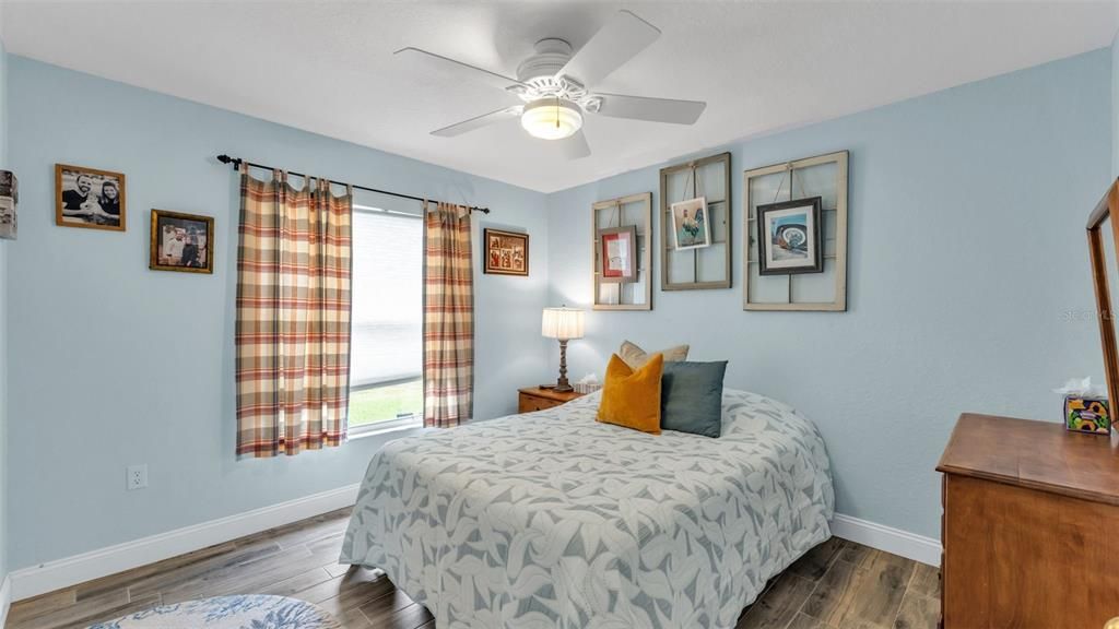 Activo con contrato: $399,000 (3 camas, 2 baños, 2035 Pies cuadrados)