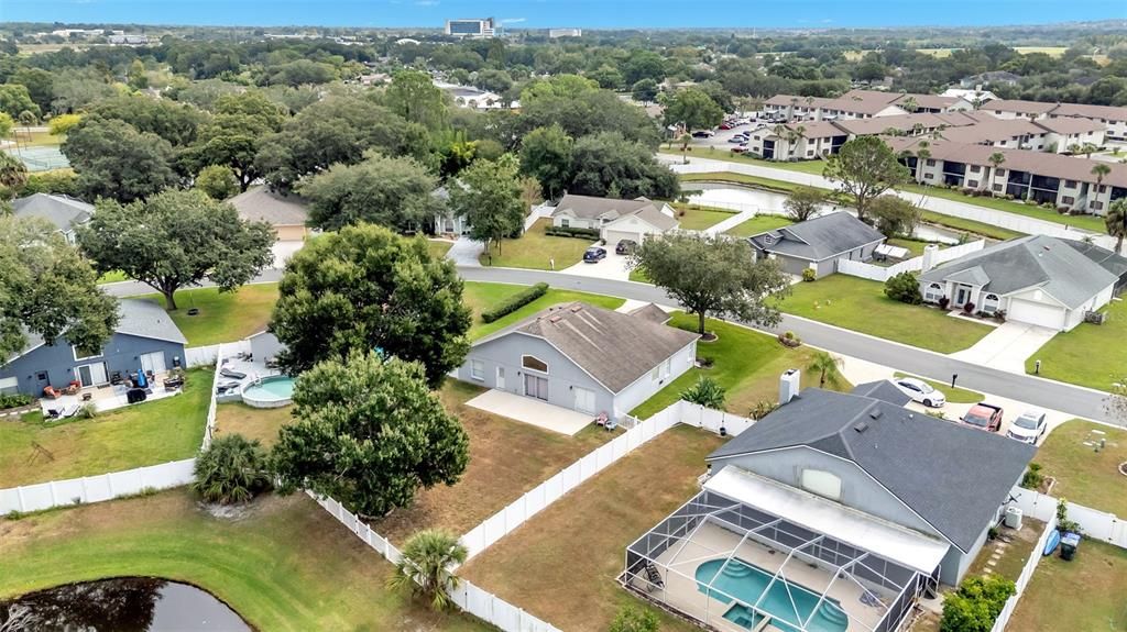 Activo con contrato: $399,000 (3 camas, 2 baños, 2035 Pies cuadrados)