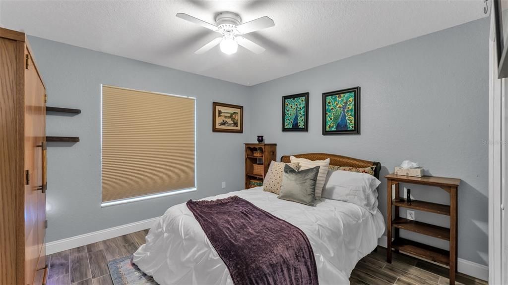 Activo con contrato: $399,000 (3 camas, 2 baños, 2035 Pies cuadrados)