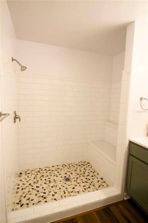 En Venta: $353,900 (5 camas, 2 baños, 2108 Pies cuadrados)