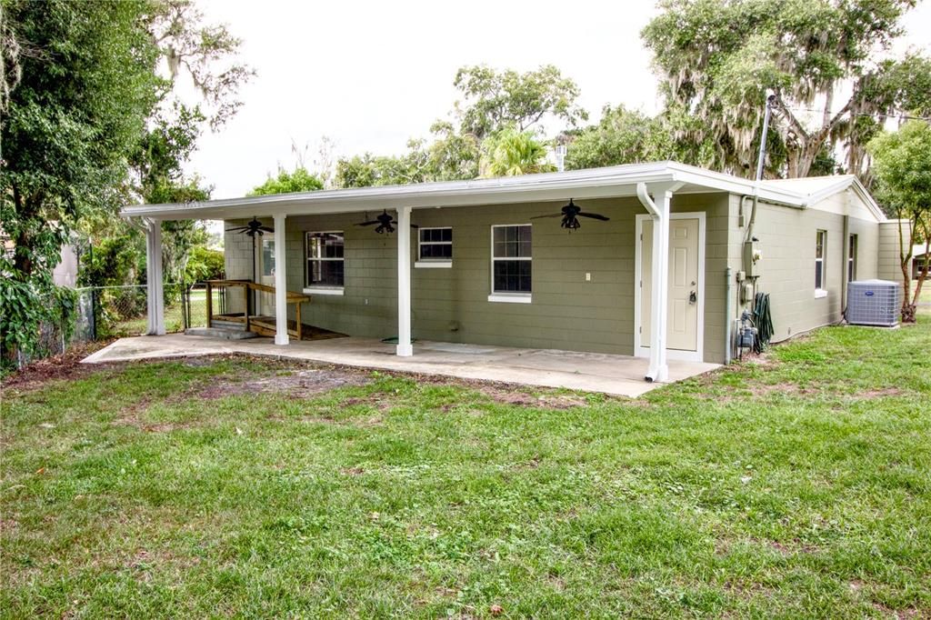 En Venta: $353,900 (5 camas, 2 baños, 2108 Pies cuadrados)