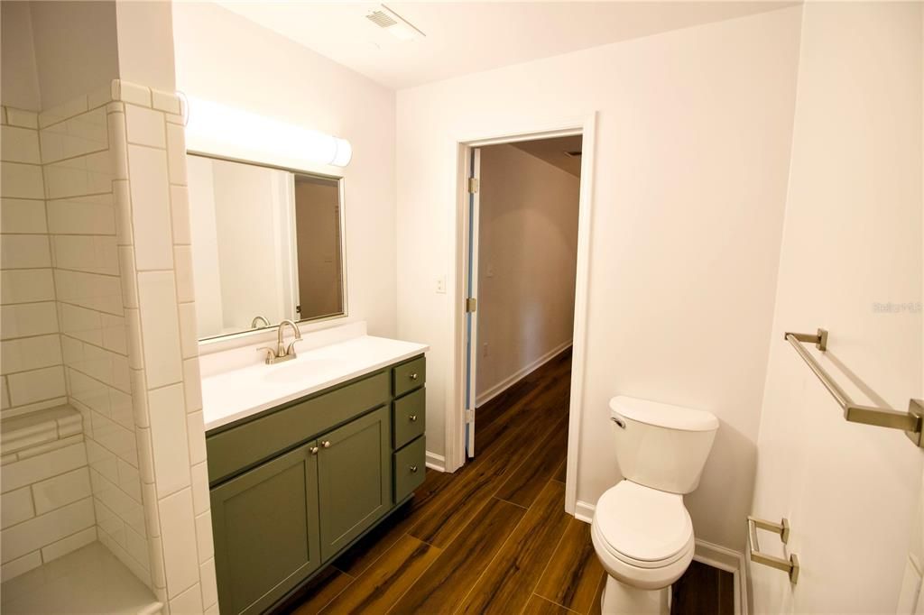 En Venta: $353,900 (5 camas, 2 baños, 2108 Pies cuadrados)