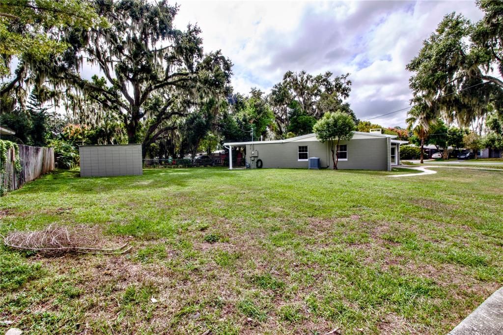 En Venta: $353,900 (5 camas, 2 baños, 2108 Pies cuadrados)