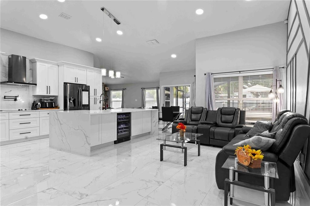 For Sale: $660,000 (4 beds, 2 baths, 2039 Square Feet)