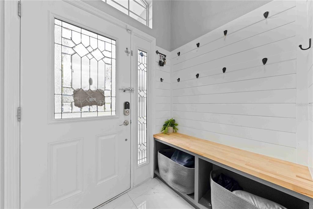 For Sale: $660,000 (4 beds, 2 baths, 2039 Square Feet)