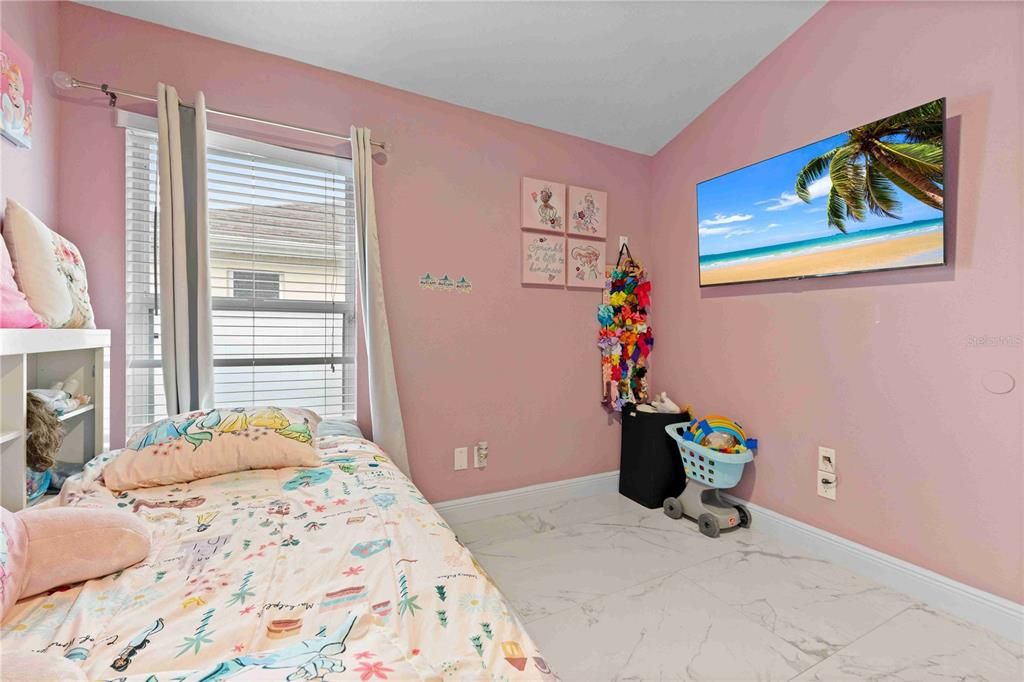 For Sale: $660,000 (4 beds, 2 baths, 2039 Square Feet)