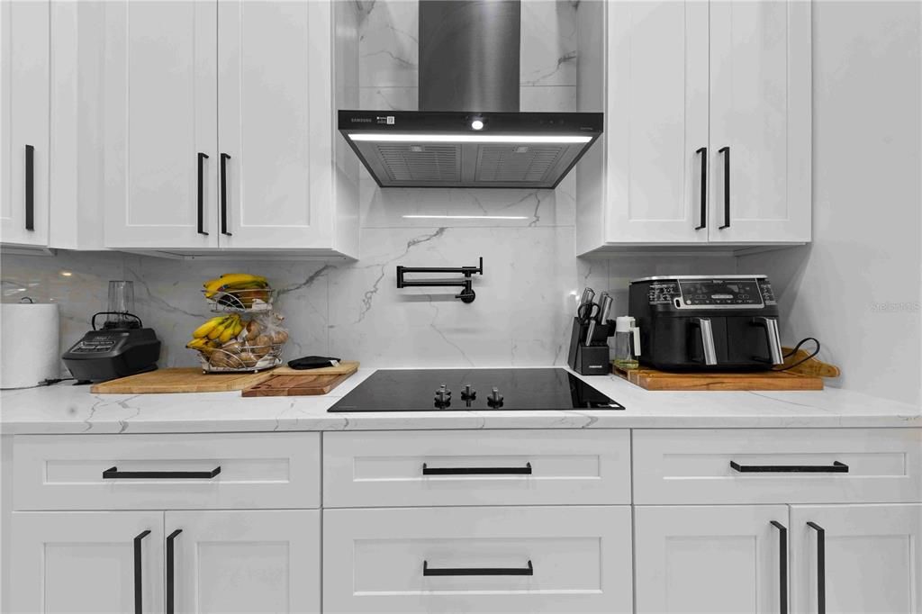 For Sale: $660,000 (4 beds, 2 baths, 2039 Square Feet)