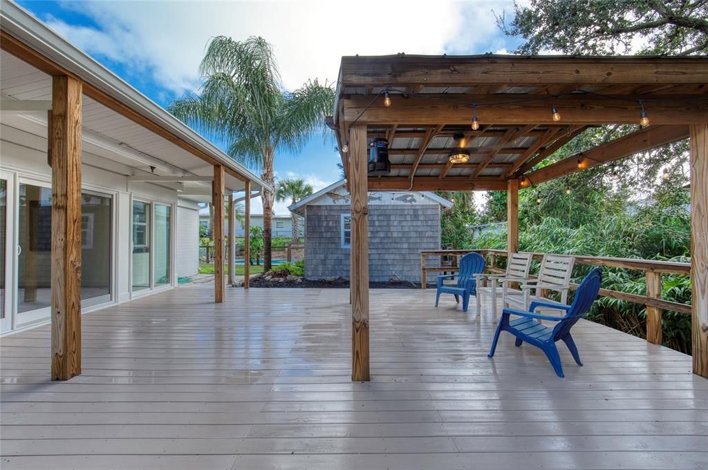 合同活跃: $625,000 (3 贝兹, 2 浴室, 2061 平方英尺)