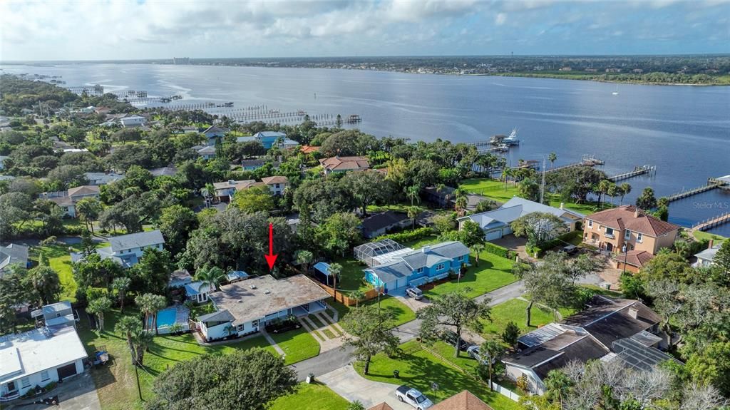 合同活跃: $625,000 (3 贝兹, 2 浴室, 2061 平方英尺)