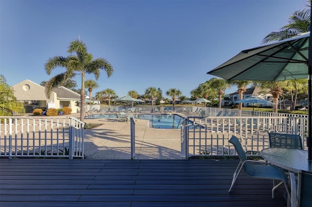 Под контрактом: $789,900 (3 спален, 2 ванн, 1742 Квадратных фут)