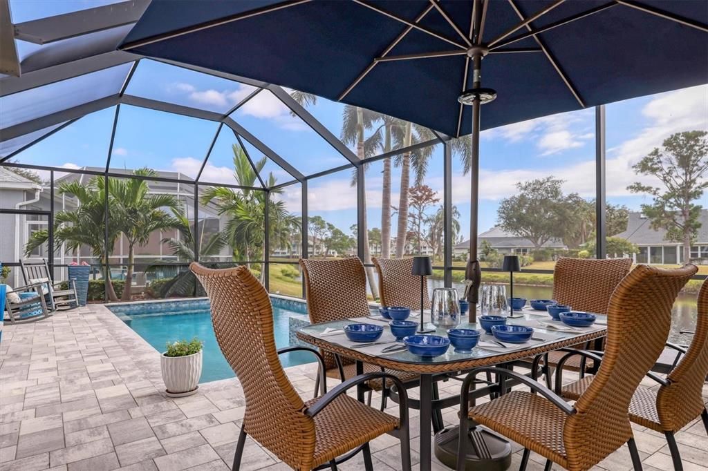 Под контрактом: $789,900 (3 спален, 2 ванн, 1742 Квадратных фут)