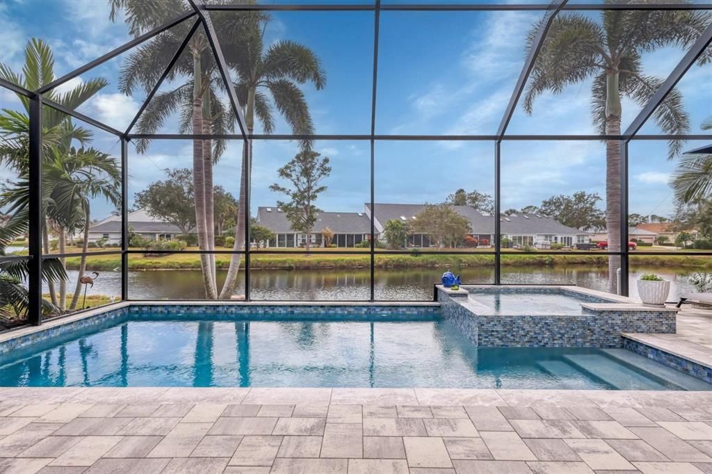 Под контрактом: $789,900 (3 спален, 2 ванн, 1742 Квадратных фут)