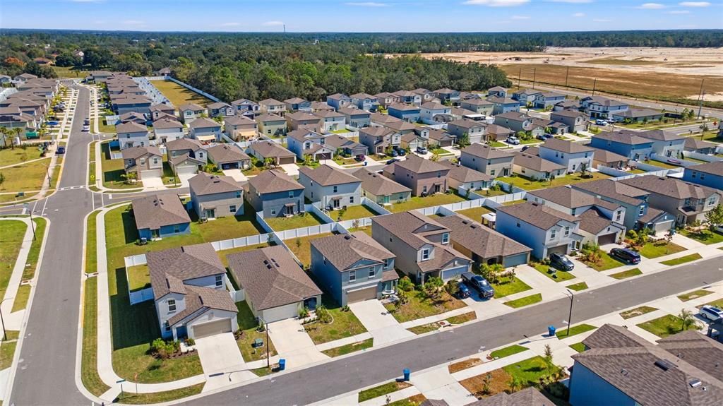 На продажу: $357,750 (4 спален, 2 ванн, 1875 Квадратных фут)