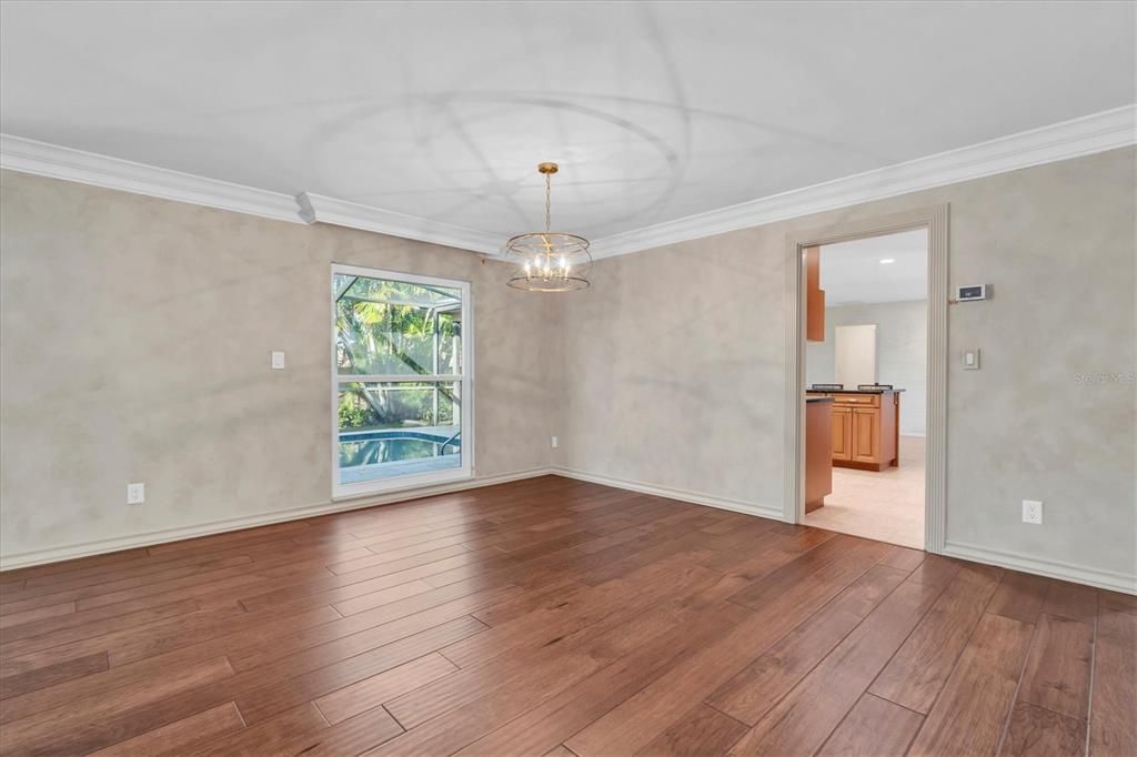 待售: $765,500 (4 贝兹, 3 浴室, 2217 平方英尺)