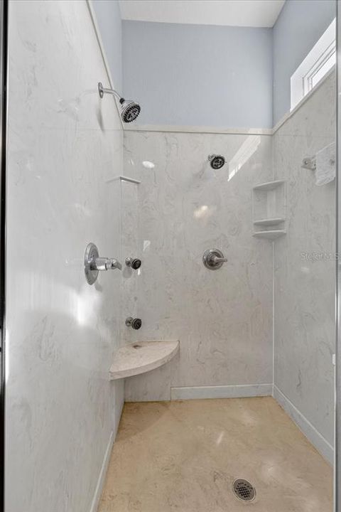 Под контрактом: $405,000 (2 спален, 2 ванн, 1384 Квадратных фут)