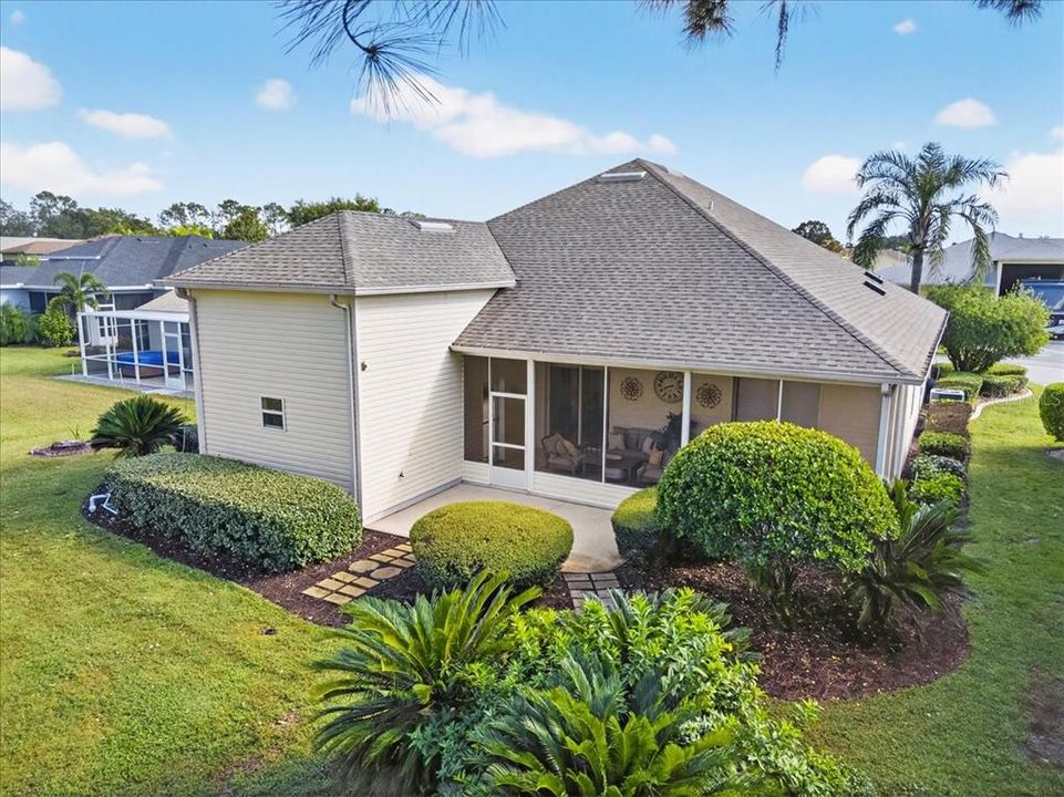 Под контрактом: $405,000 (2 спален, 2 ванн, 1384 Квадратных фут)