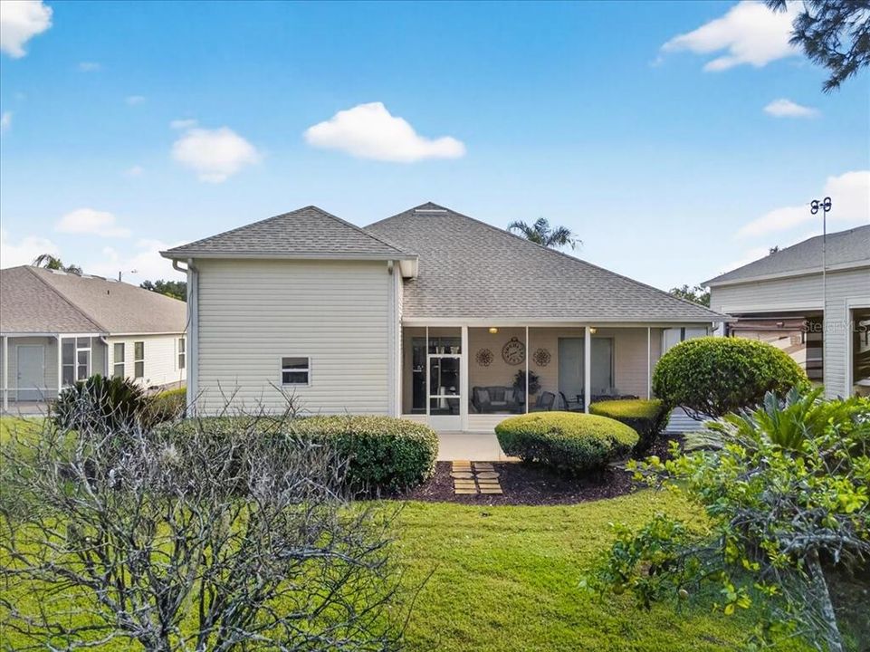 Под контрактом: $405,000 (2 спален, 2 ванн, 1384 Квадратных фут)