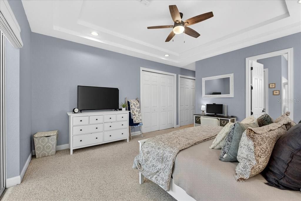 Под контрактом: $405,000 (2 спален, 2 ванн, 1384 Квадратных фут)