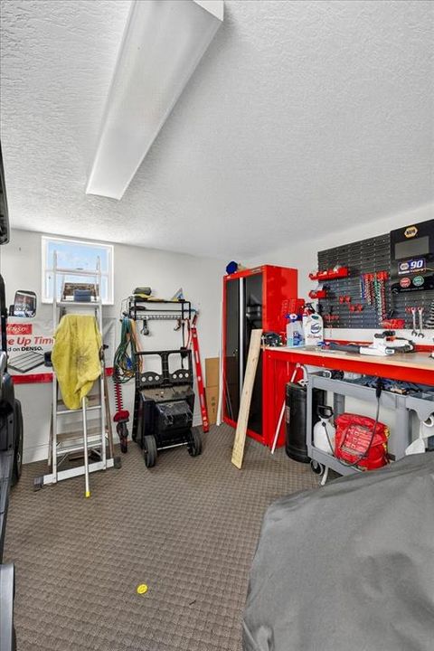 Под контрактом: $405,000 (2 спален, 2 ванн, 1384 Квадратных фут)