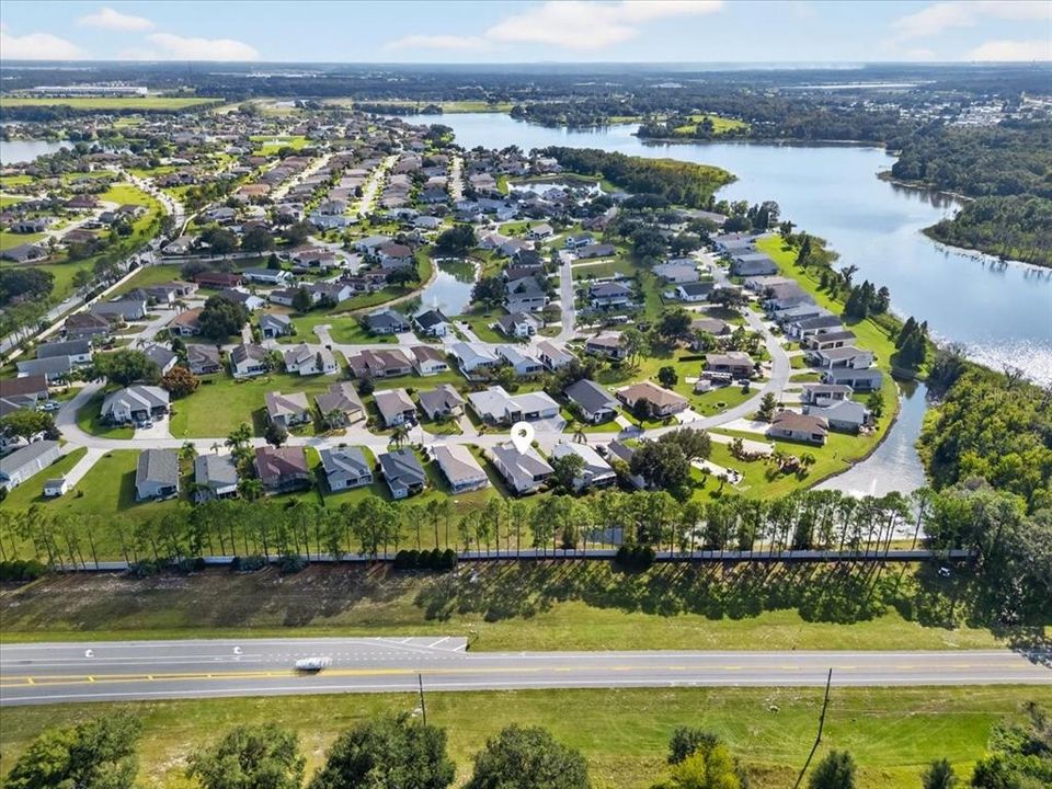 Под контрактом: $405,000 (2 спален, 2 ванн, 1384 Квадратных фут)