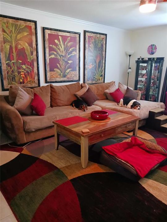 For Sale: $277,000 (3 beds, 2 baths, 1150 Square Feet)