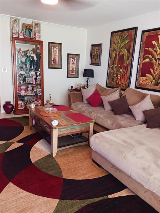 For Sale: $277,000 (3 beds, 2 baths, 1150 Square Feet)