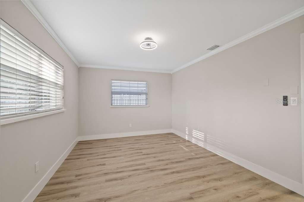 For Sale: $449,900 (3 beds, 2 baths, 1796 Square Feet)