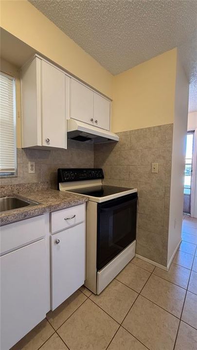 For Rent: $1,195 (1 beds, 1 baths, 600 Square Feet)