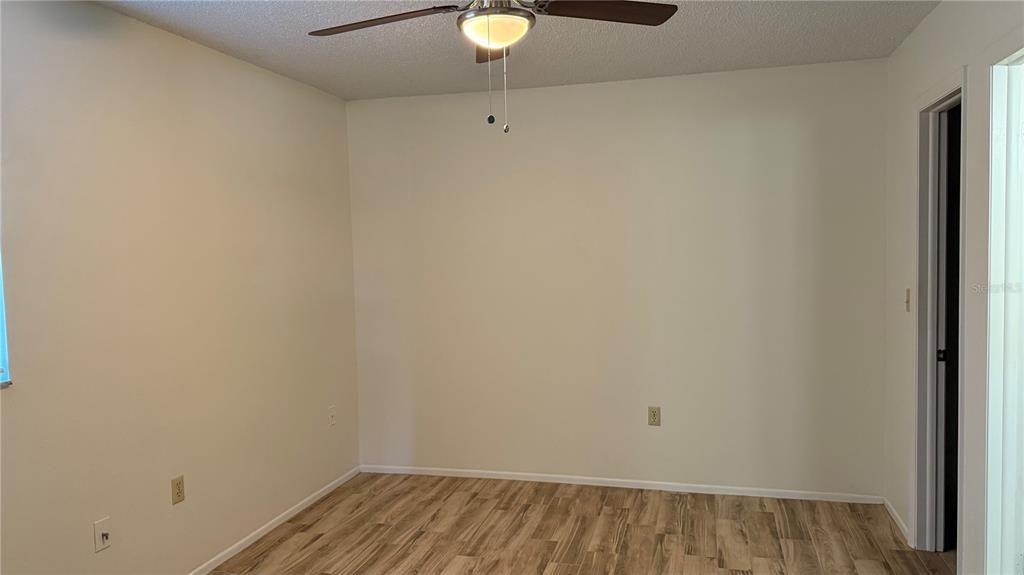 For Rent: $1,195 (1 beds, 1 baths, 600 Square Feet)