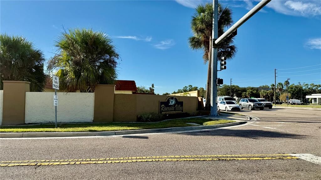 For Rent: $1,195 (1 beds, 1 baths, 600 Square Feet)