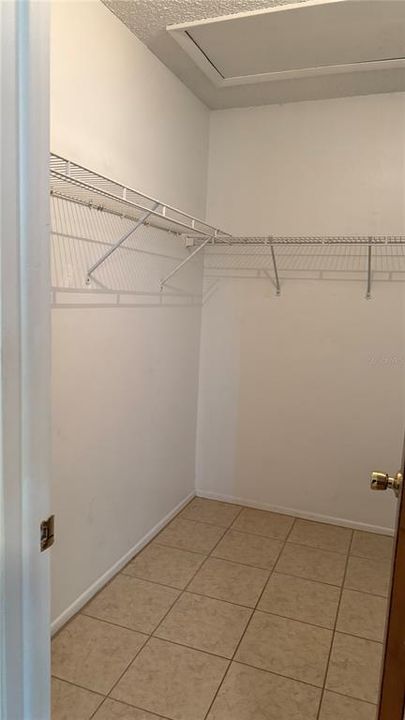For Rent: $1,195 (1 beds, 1 baths, 600 Square Feet)