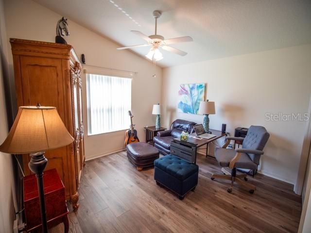 待售: $394,500 (3 贝兹, 2 浴室, 1467 平方英尺)