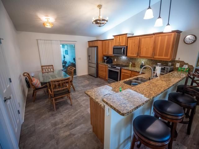 待售: $394,500 (3 贝兹, 2 浴室, 1467 平方英尺)