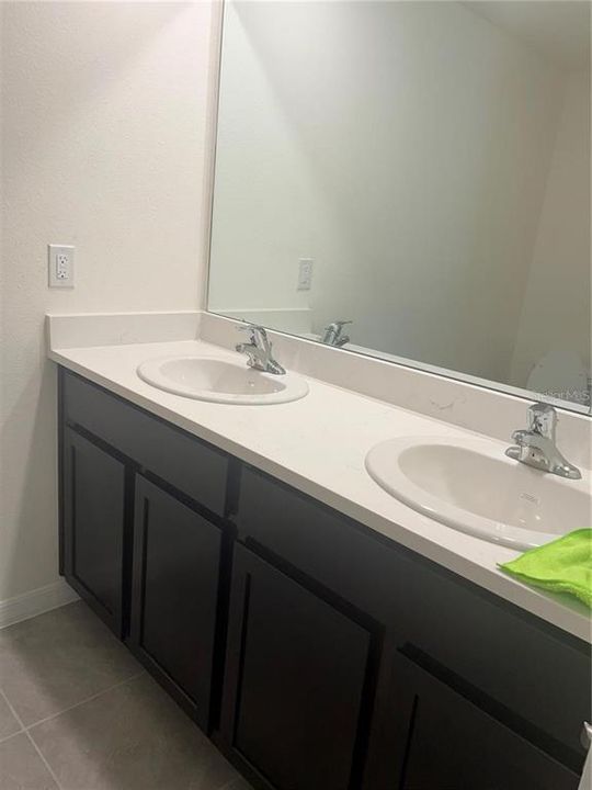 В аренду: $1,700 (3 спален, 2 ванн, 1504 Квадратных фут)