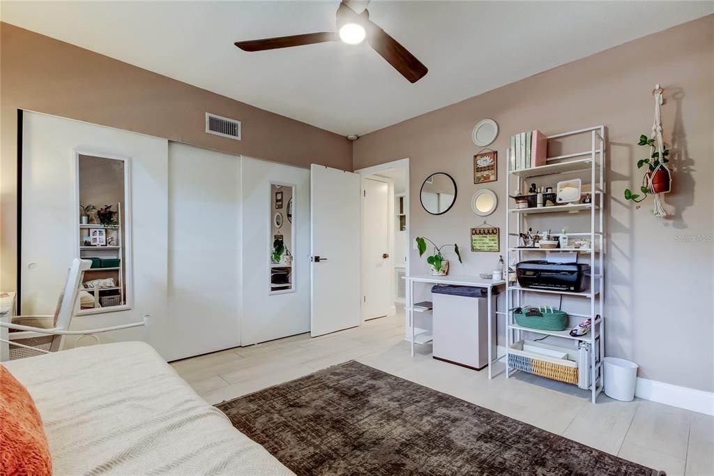 For Sale: $300,000 (2 beds, 2 baths, 1340 Square Feet)