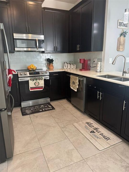 For Rent: $2,950 (4 beds, 3 baths, 2040 Square Feet)