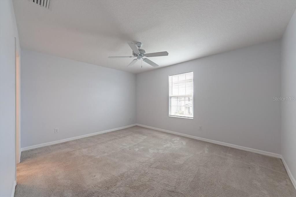 For Rent: $2,200 (4 beds, 3 baths, 1980 Square Feet)